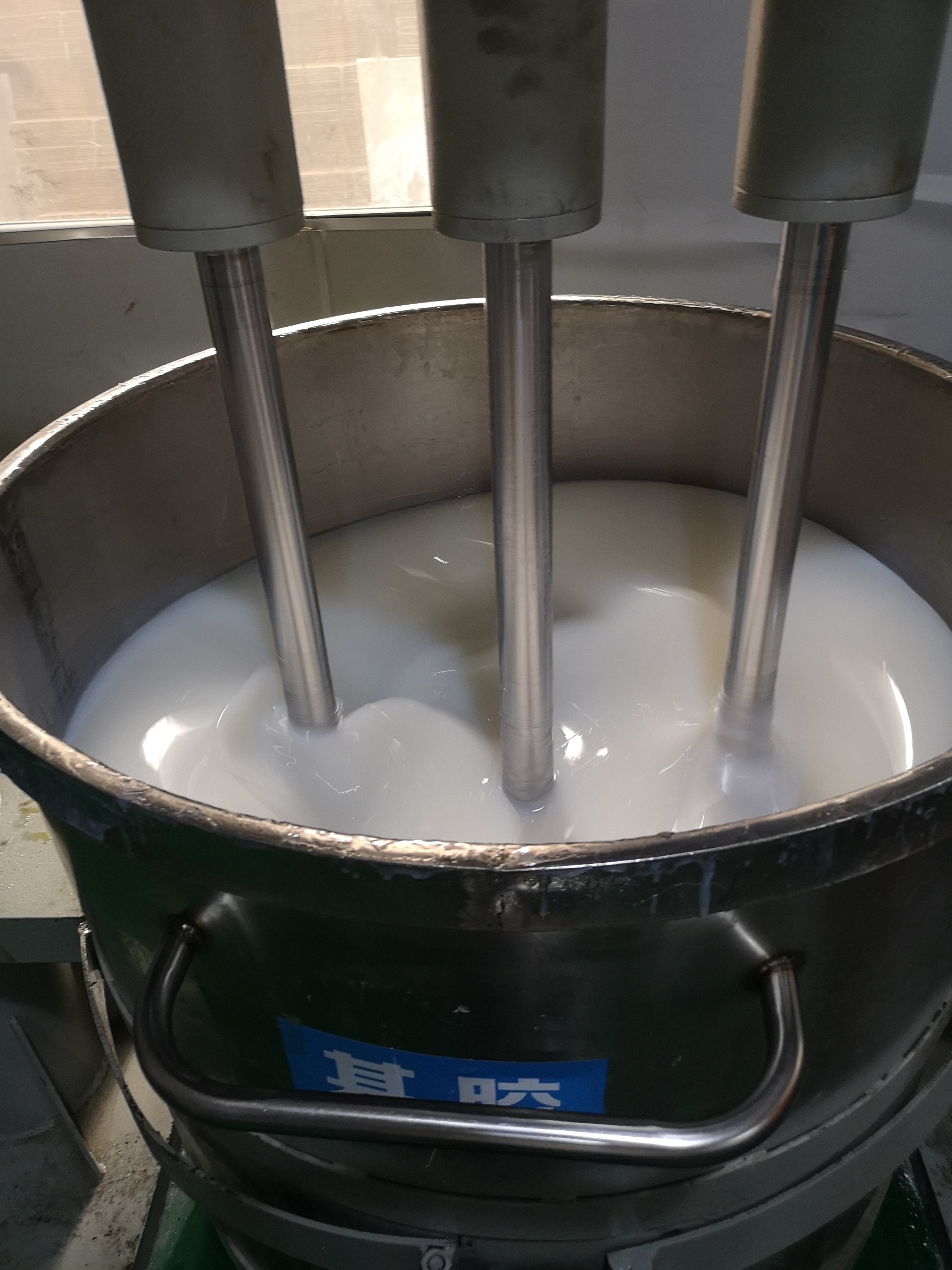 液體硅膠跟固化劑沒(méi)有攪拌均勻會(huì)有什么情況 ？
